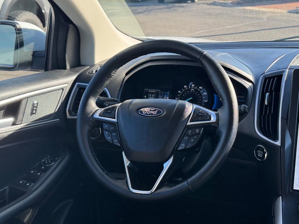 Used 2024 Ford Edge SEL w/ Convenience Package image 18