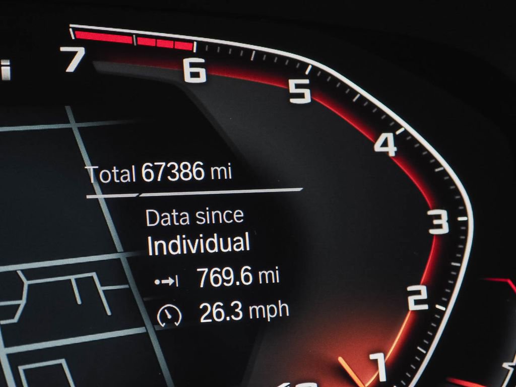 Used 2023 BMW X5 M50i w/ Dynamic Handling Package image 18