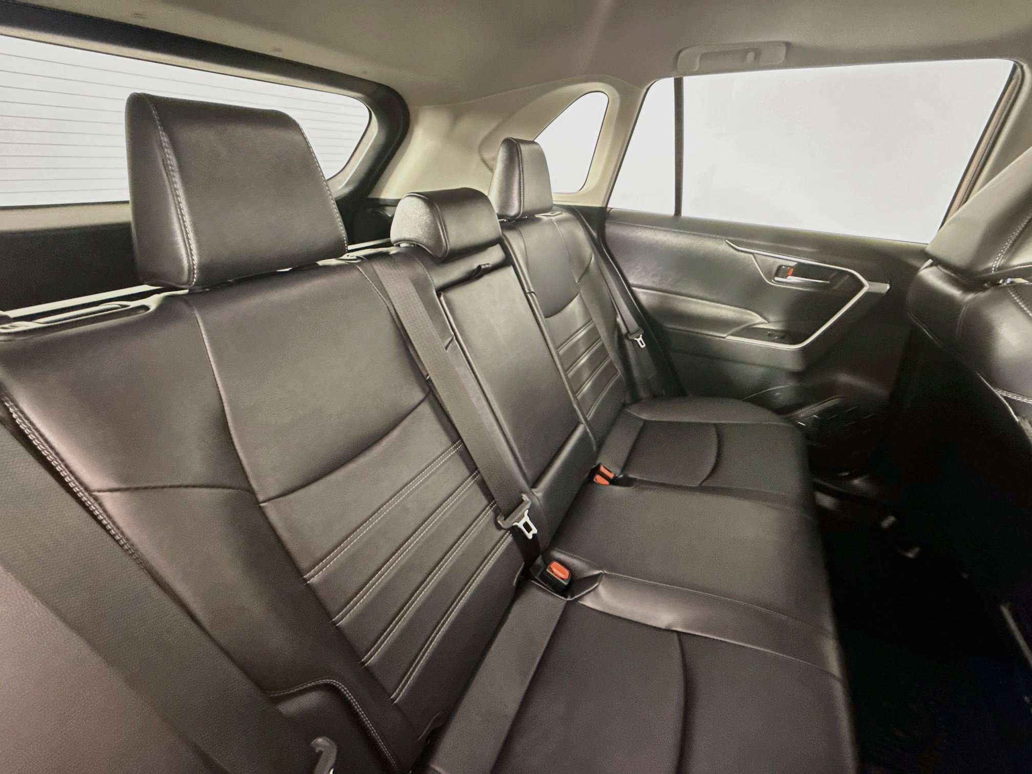 Certified 2023 Toyota RAV4 XLE Premium AWD/4WD image 29