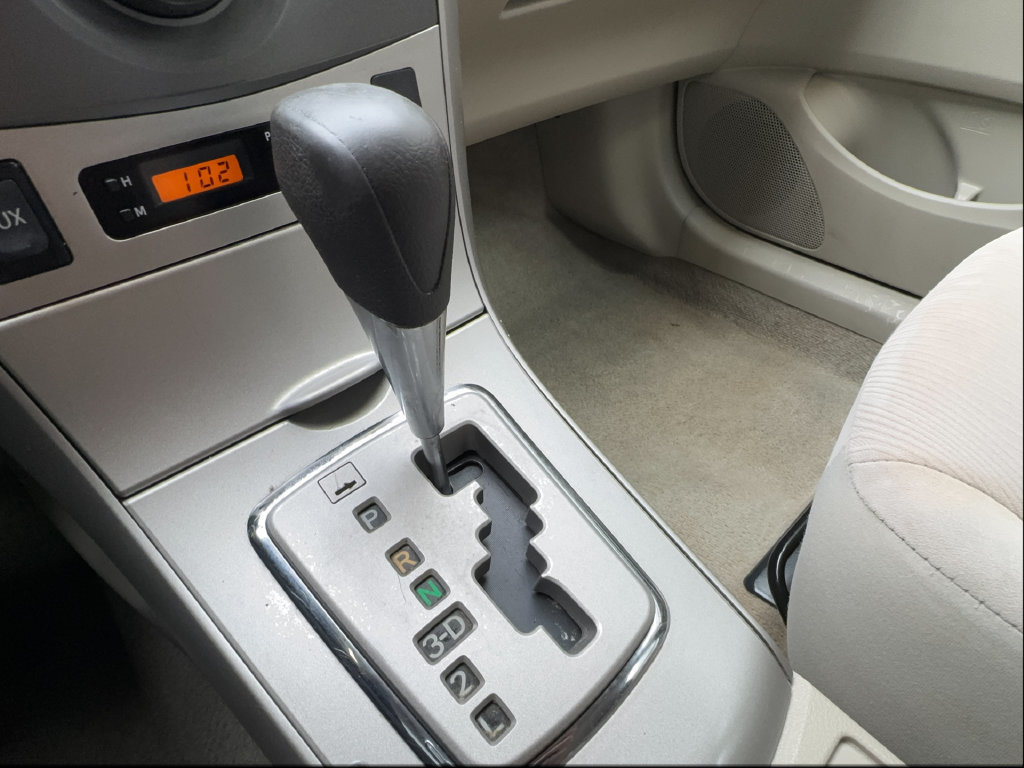 Used 2011 Toyota Corolla LE FWD image 42