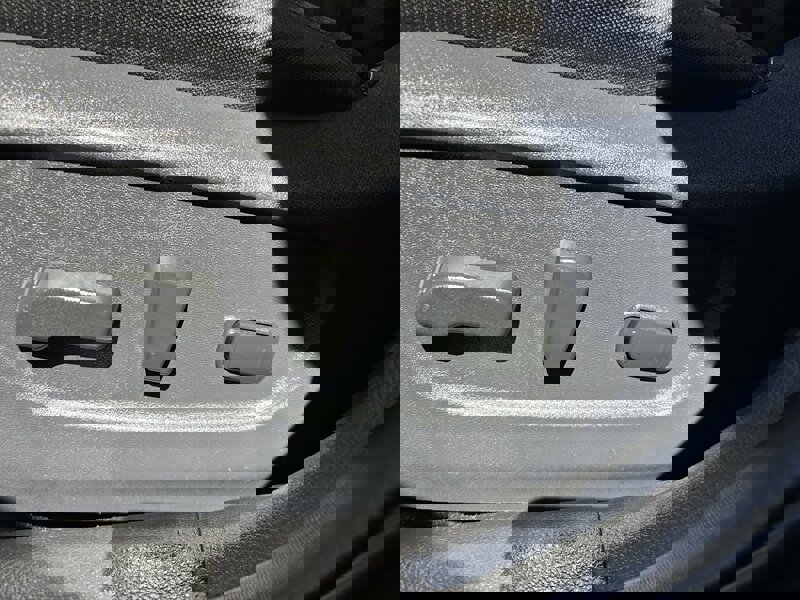 Used 2019 Nissan Rogue SV image 20