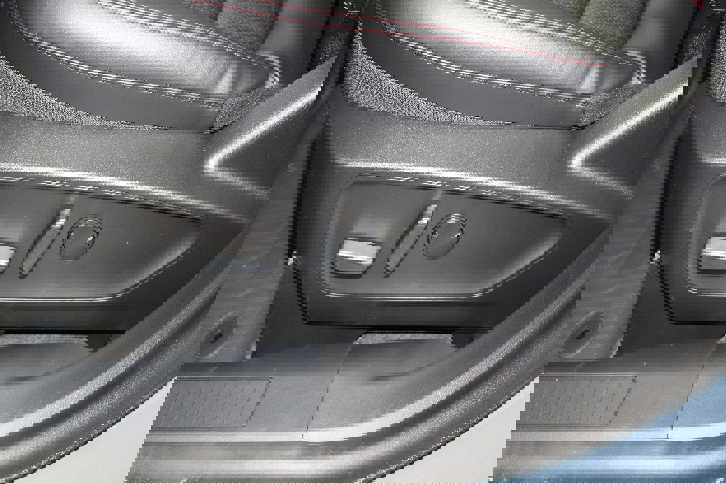 New 2026 Ford Escape ST-Line Select w/ Tech Pack #2 image 13