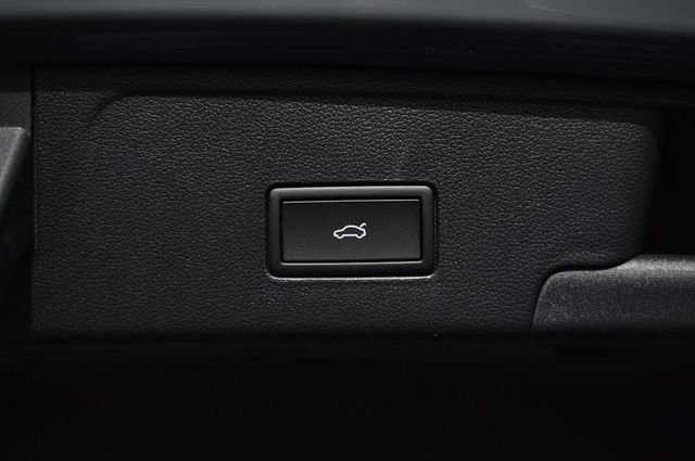 New 2026 Volkswagen Atlas Cross Sport SE image 26