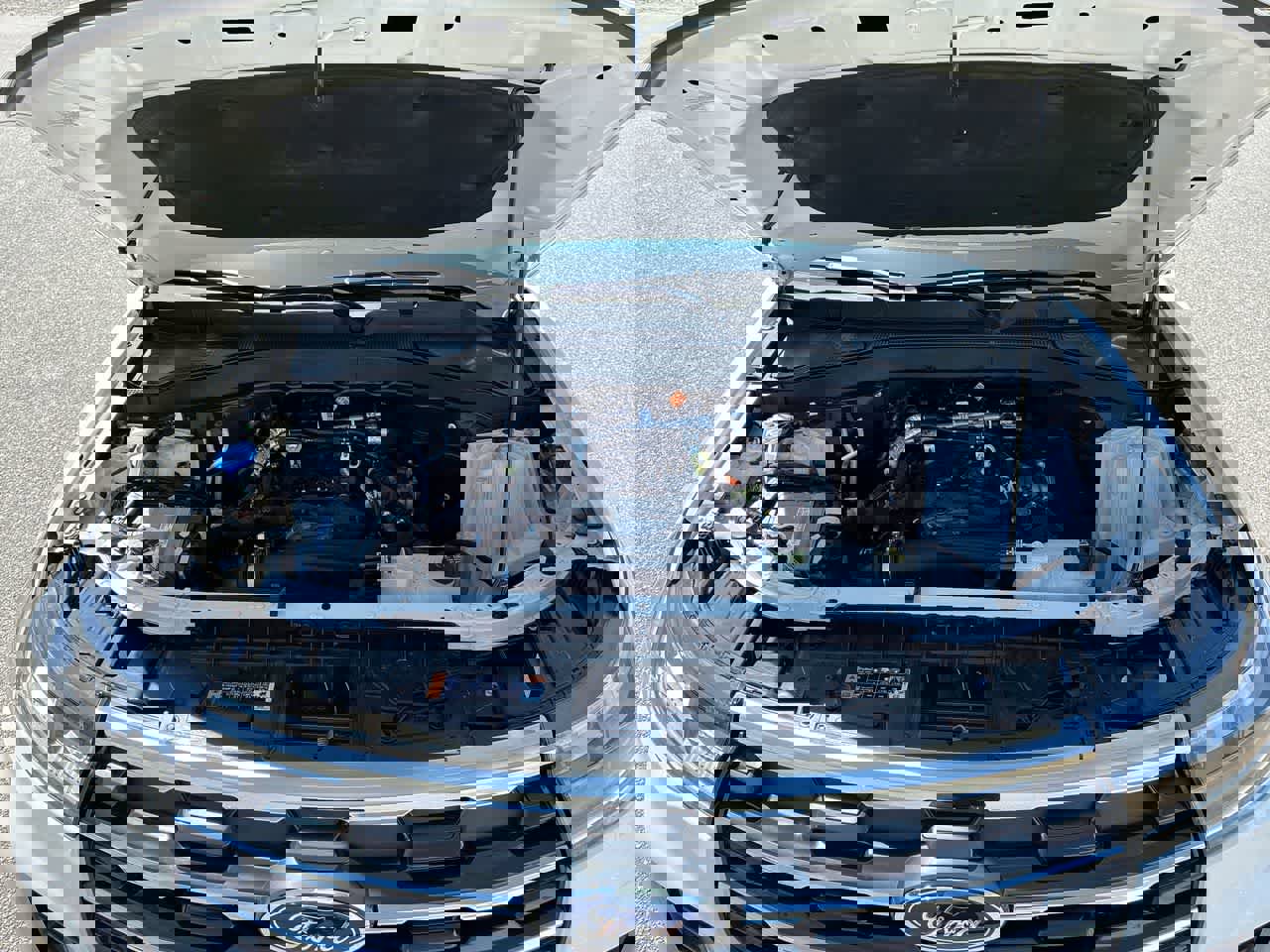 Used 2025 Ford Explorer Active image 29