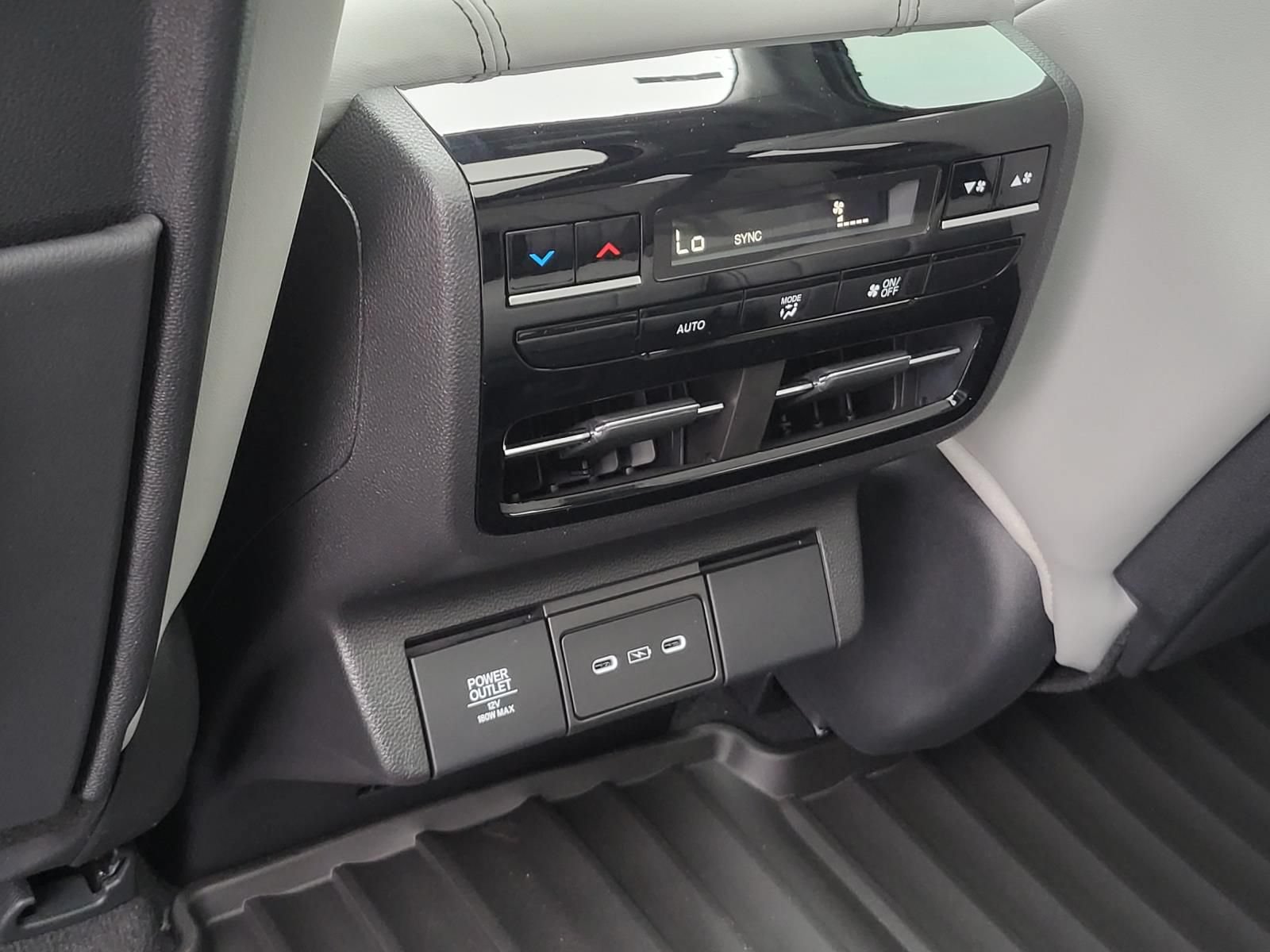 New 2026 Acura MDX FWD w/ Technology Package image 13