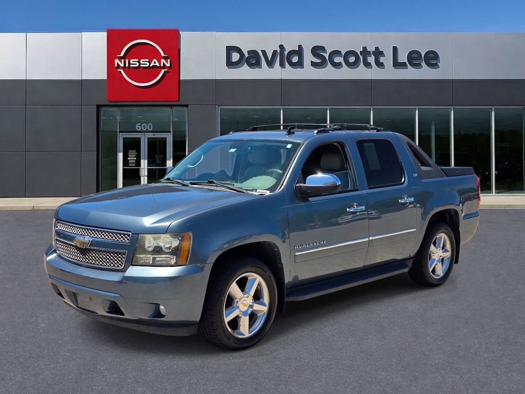 Used 2011 Chevrolet Avalanche LTZ