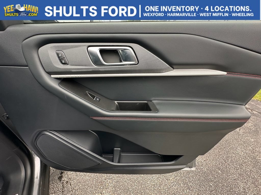 New 2026 Ford Explorer ST-Line w/ ST-Line Street Pack AWD/4WD image 23