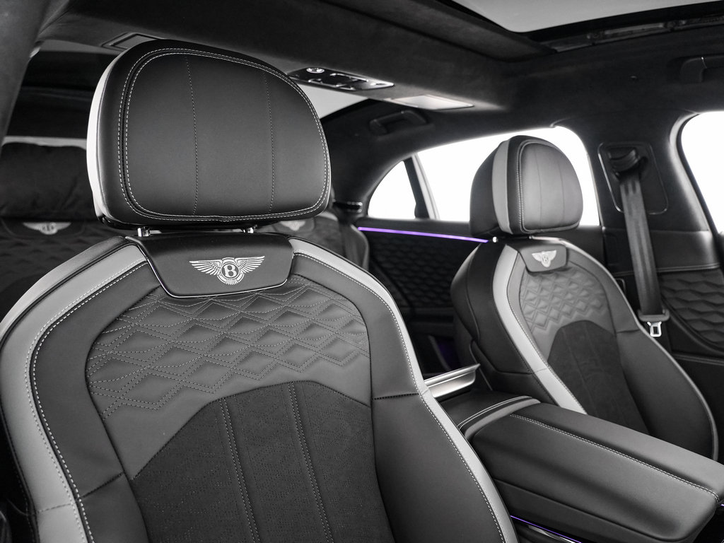 Certified 2025 Bentley Flying Spur Plug-In Hybrid AWD/4WD image 34