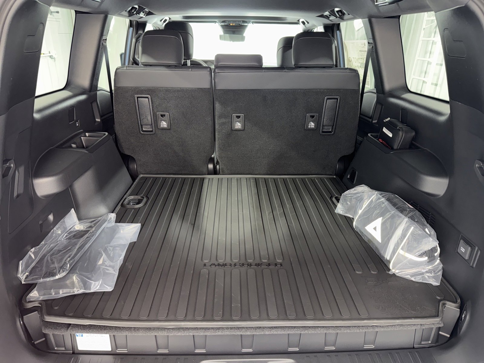 New 2026 Toyota Land Cruiser Base w/ Premium Package image 31