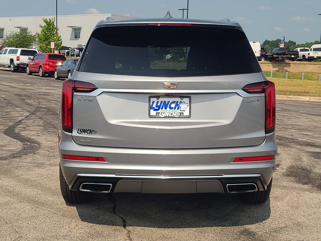 Used 2024 Cadillac XT6 Luxury w/ LPO, Floor Liner Package AWD/4WD image 3