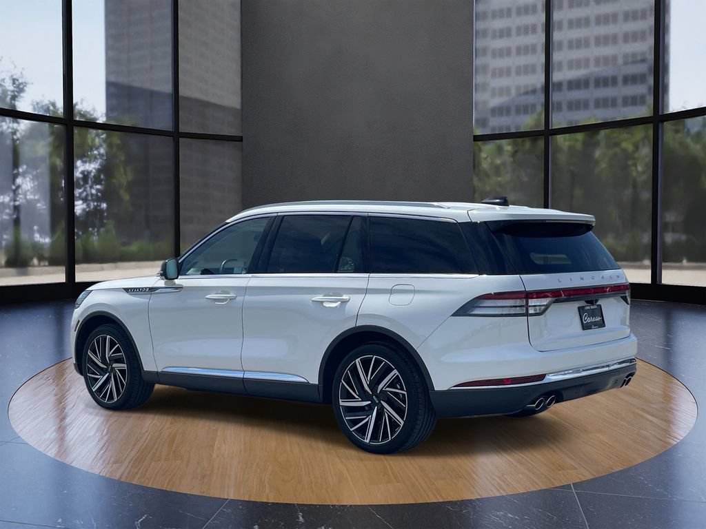 Used 2025 Lincoln Aviator Reserve w/ Equipment Group 201A AWD/4WD image 6