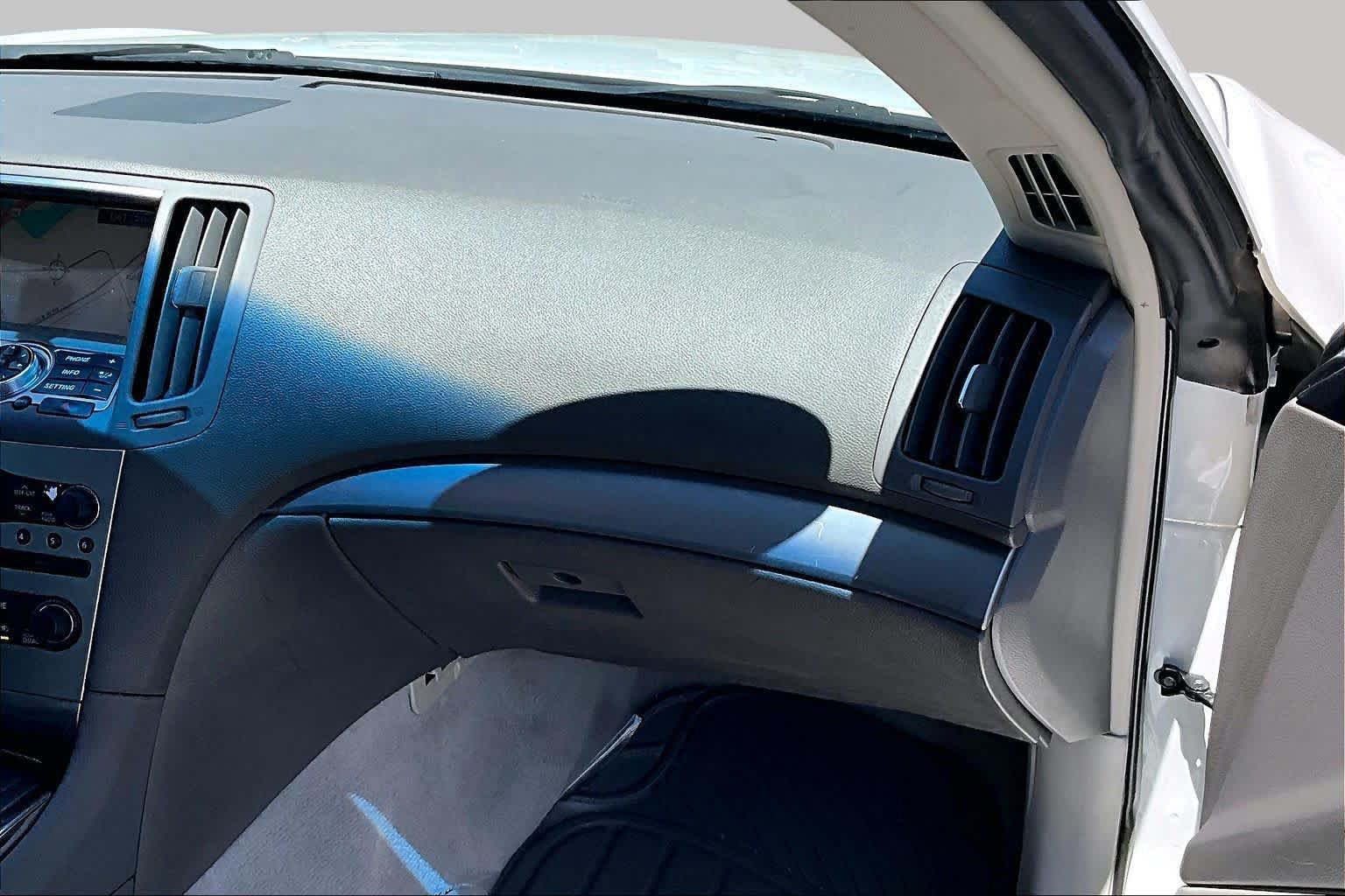 Used 2012 INFINITI G37 Journey w/ Premium Pkg RWD image 18