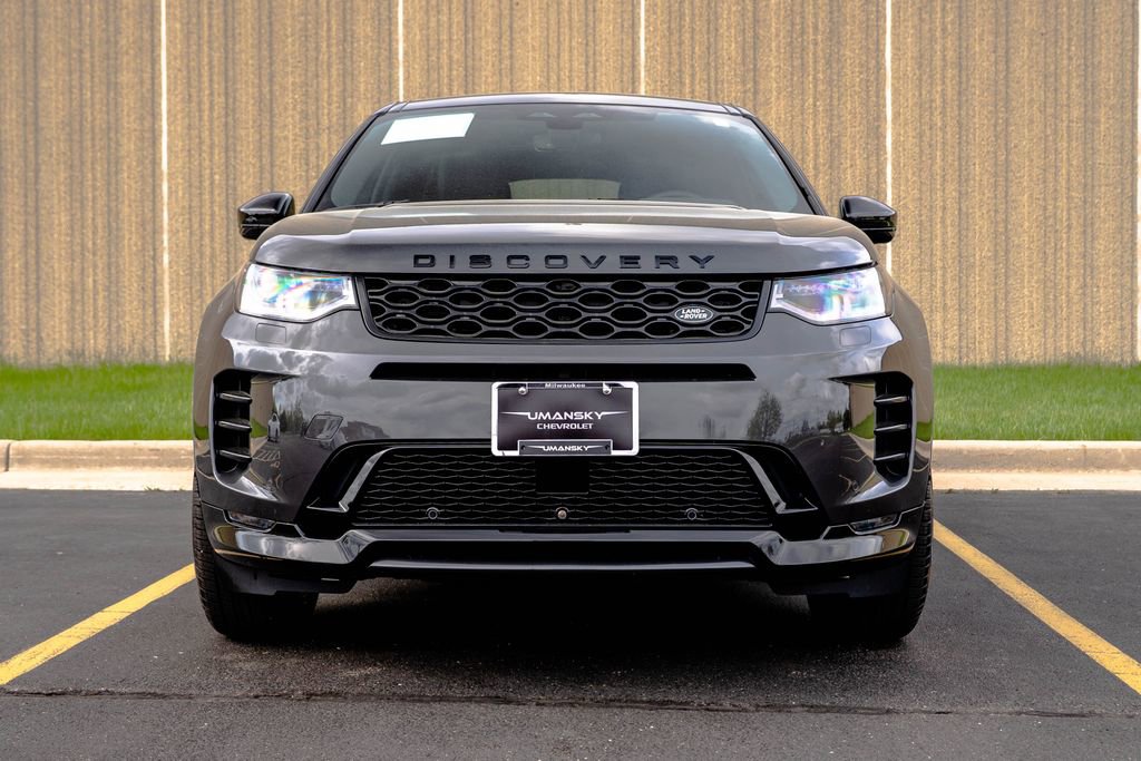 Used 2025 Land Rover Discovery Sport Dynamic SE AWD/4WD image 3
