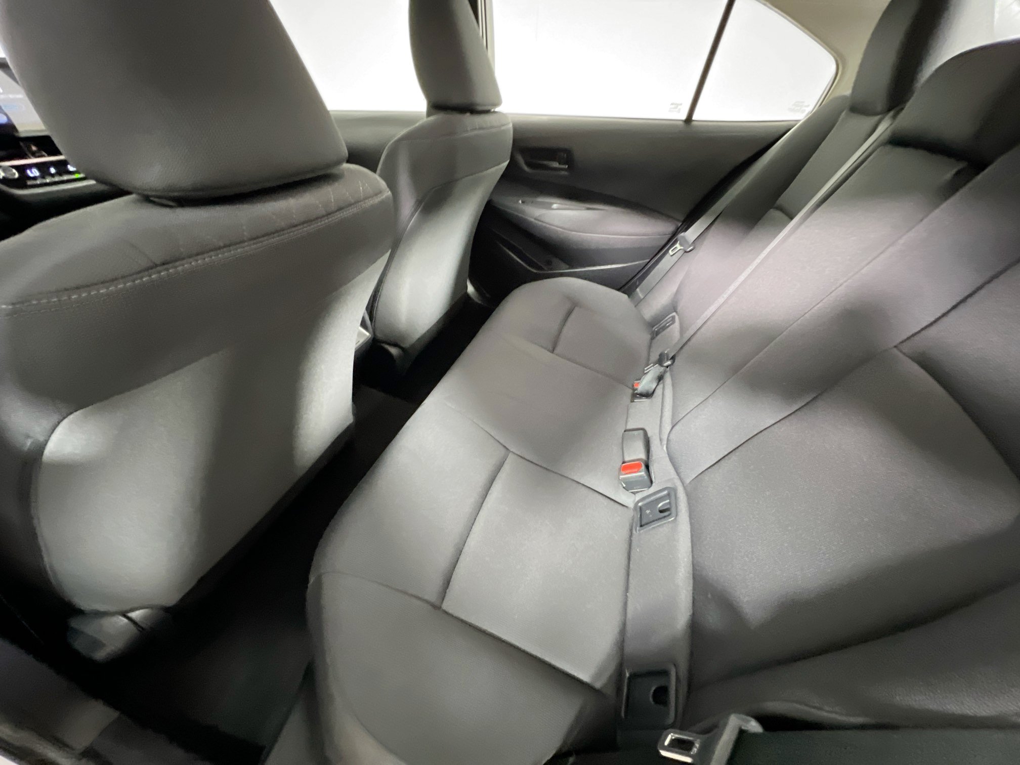Used 2026 Toyota Corolla LE FWD image 28