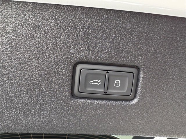 New 2026 Audi Q8 Premium Plus image 42