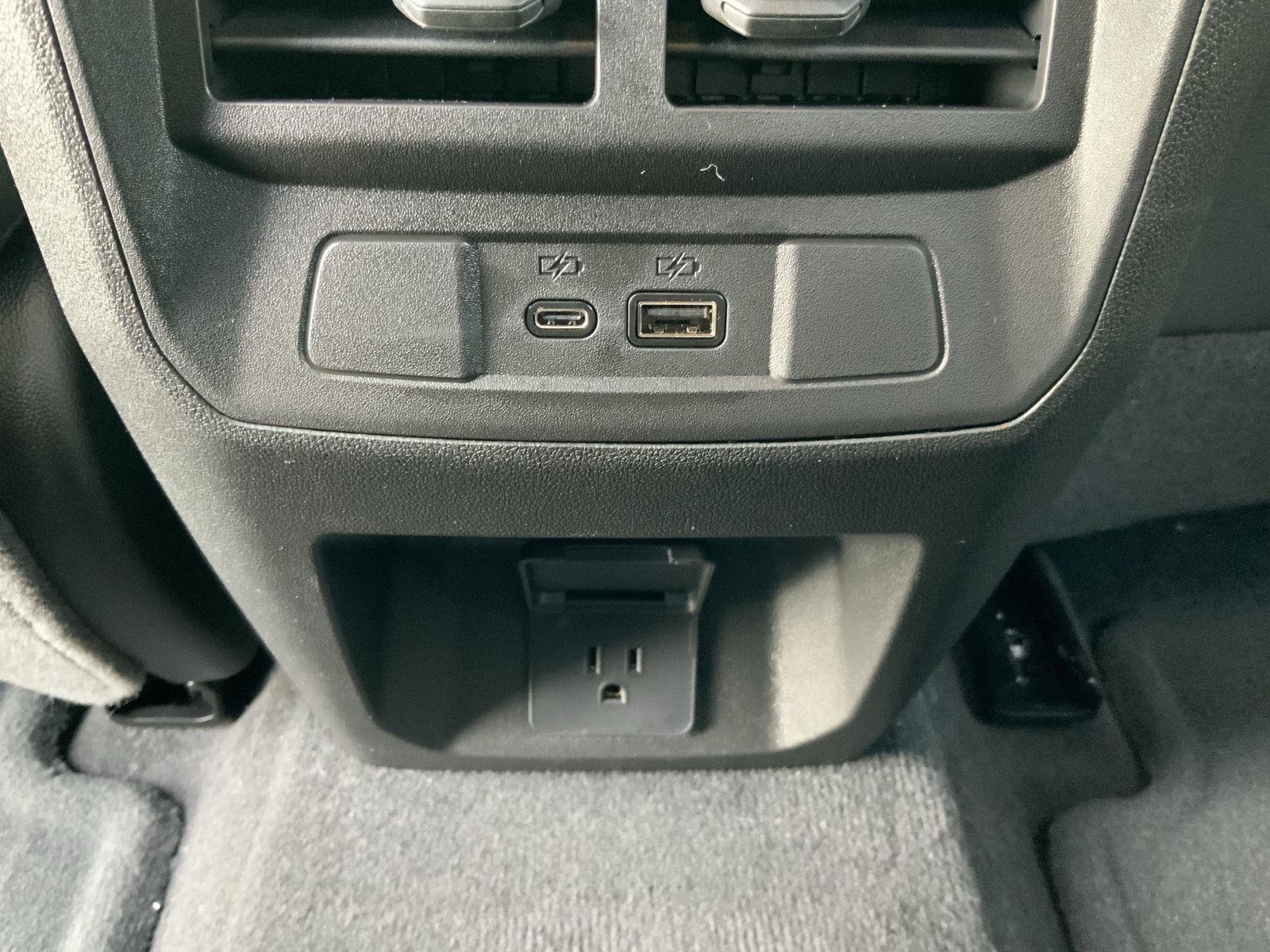 New 2026 GMC Canyon AT4 image 59