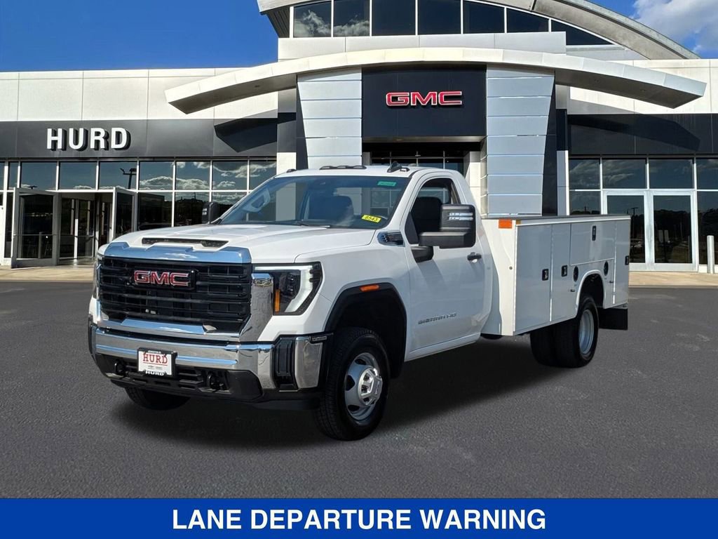 New 2025 GMC Sierra 3500 Pro w/ Convenience Package image 8
