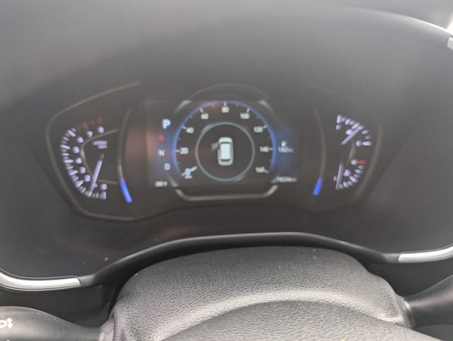 Used 2020 Hyundai Santa Fe Limited FWD image 18