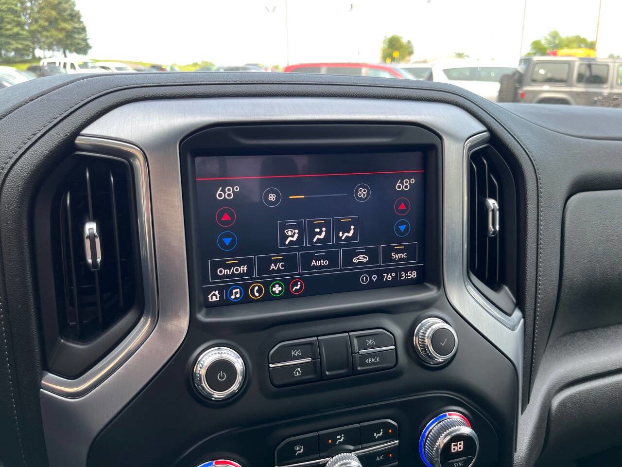 Used 2021 GMC Sierra 1500 Elevation w/ Preferred Package image 27