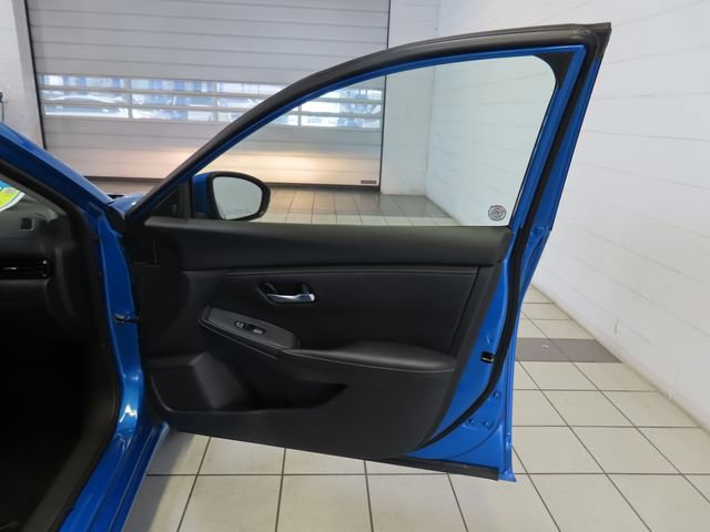 Used 2025 Nissan Sentra SV FWD image 24