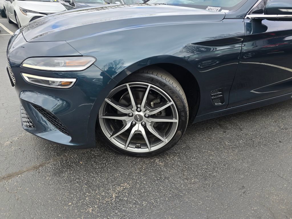 Used 2023 Genesis G70 2.0T RWD image 2