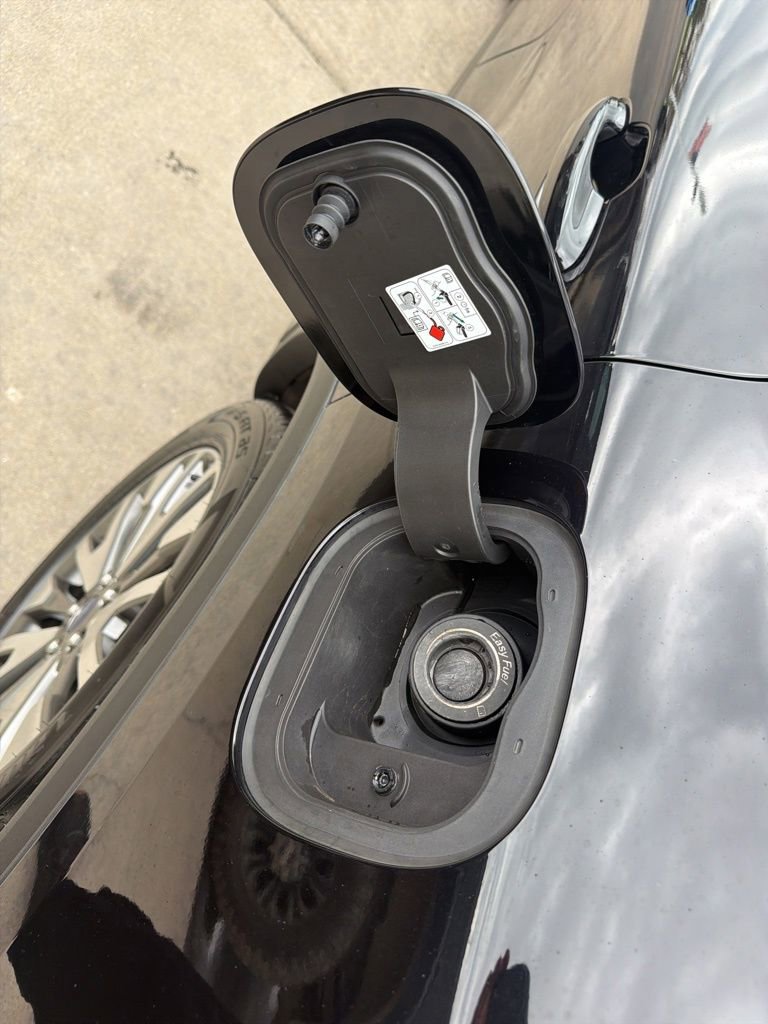 Used 2022 Ford Escape Titanium image 47