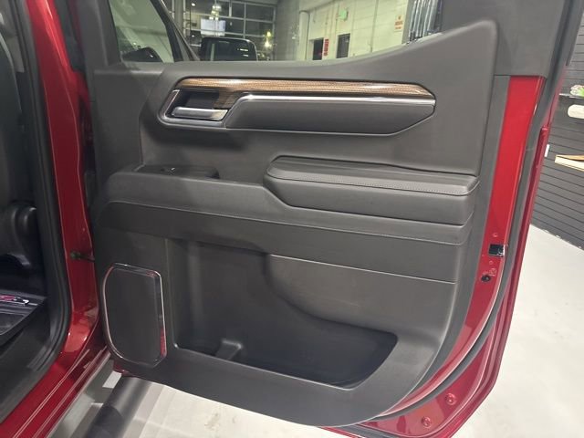 Used 2025 Chevrolet Silverado 1500 LT Trail Boss w/ Convenience Package II image 31