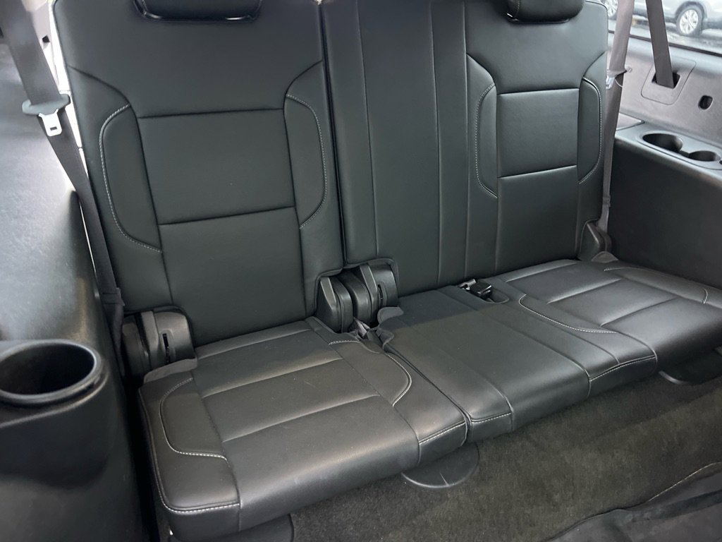 Used 2017 GMC Yukon XL SLT w/ Open Road Package image 16