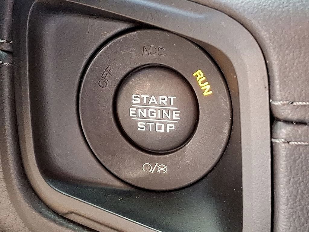 Used 2024 Jeep Wrangler Unlimited Rubicon image 25