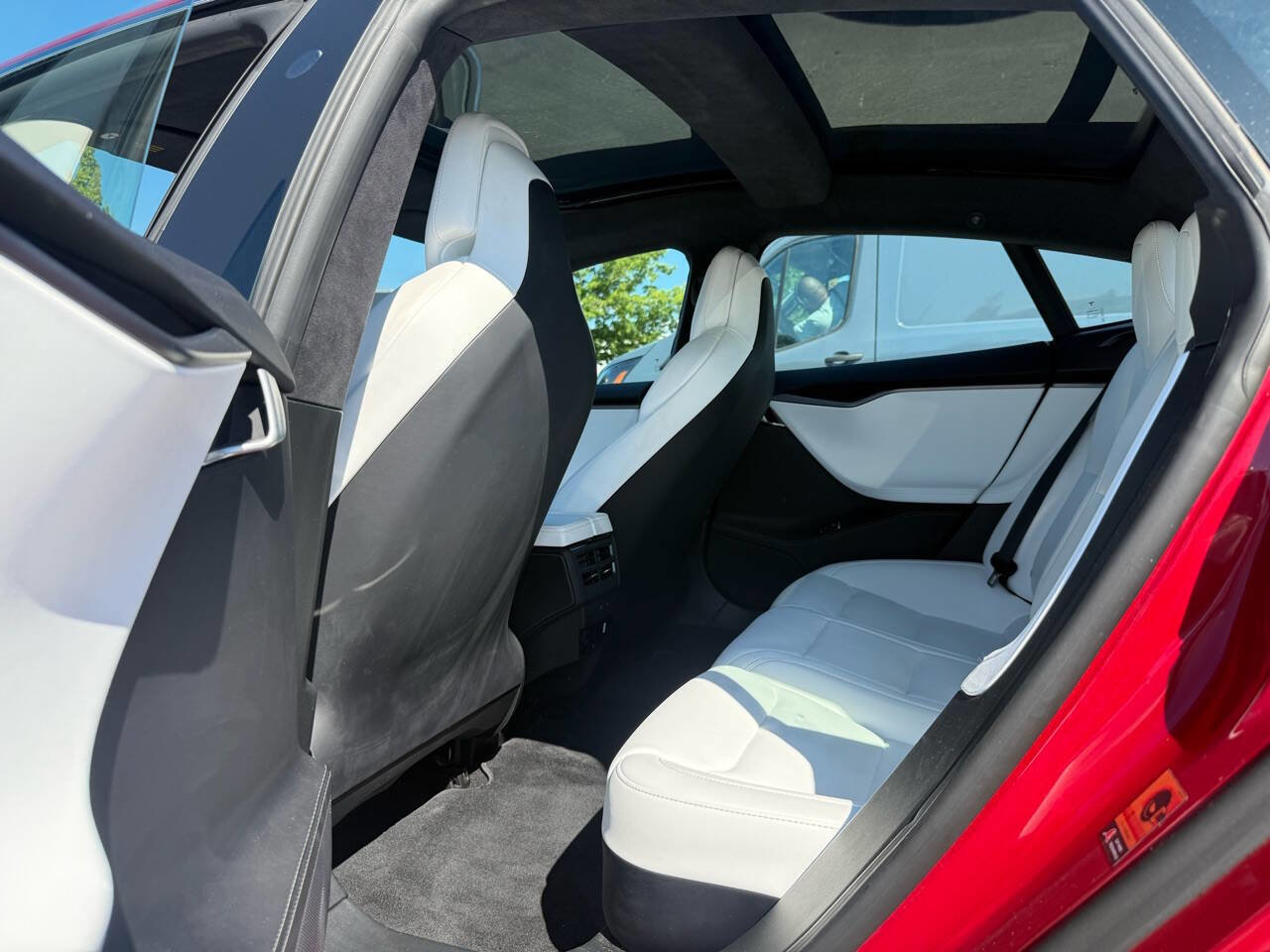 Used 2018 Tesla Model S 100D AWD/4WD image 10