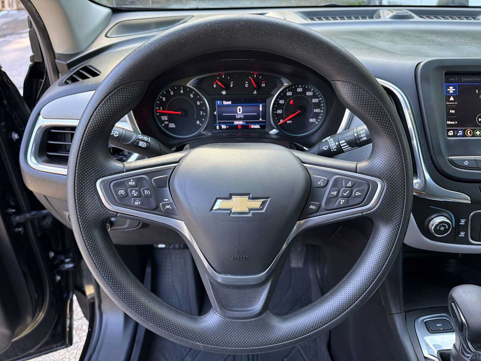 Used 2023 Chevrolet Equinox LS w/ LS Convenience Package AWD/4WD image 11