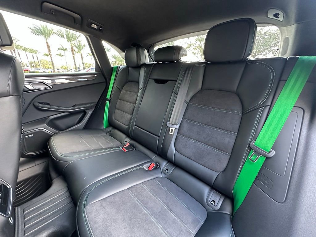 Certified 2026 Porsche Macan GTS image 36