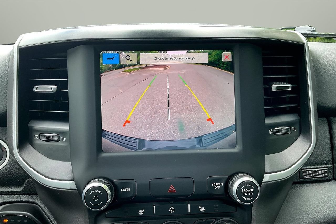 Used 2022 RAM 1500 Big Horn AWD/4WD image 13