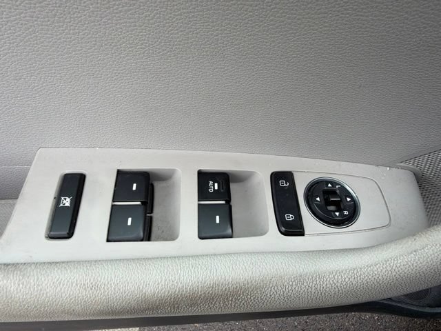 Used 2017 Hyundai Sonata SE FWD image 17