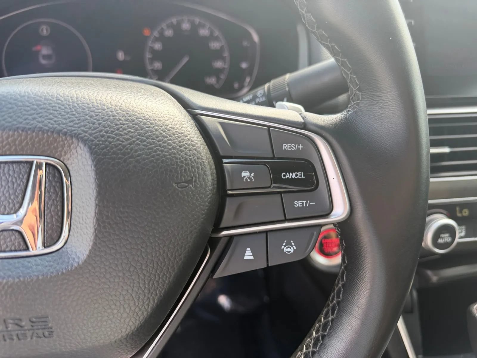 Used 2022 Honda Accord LX image 21