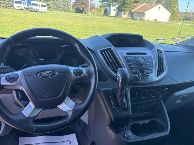 Used 2017 Ford Transit 150 XLT image 2