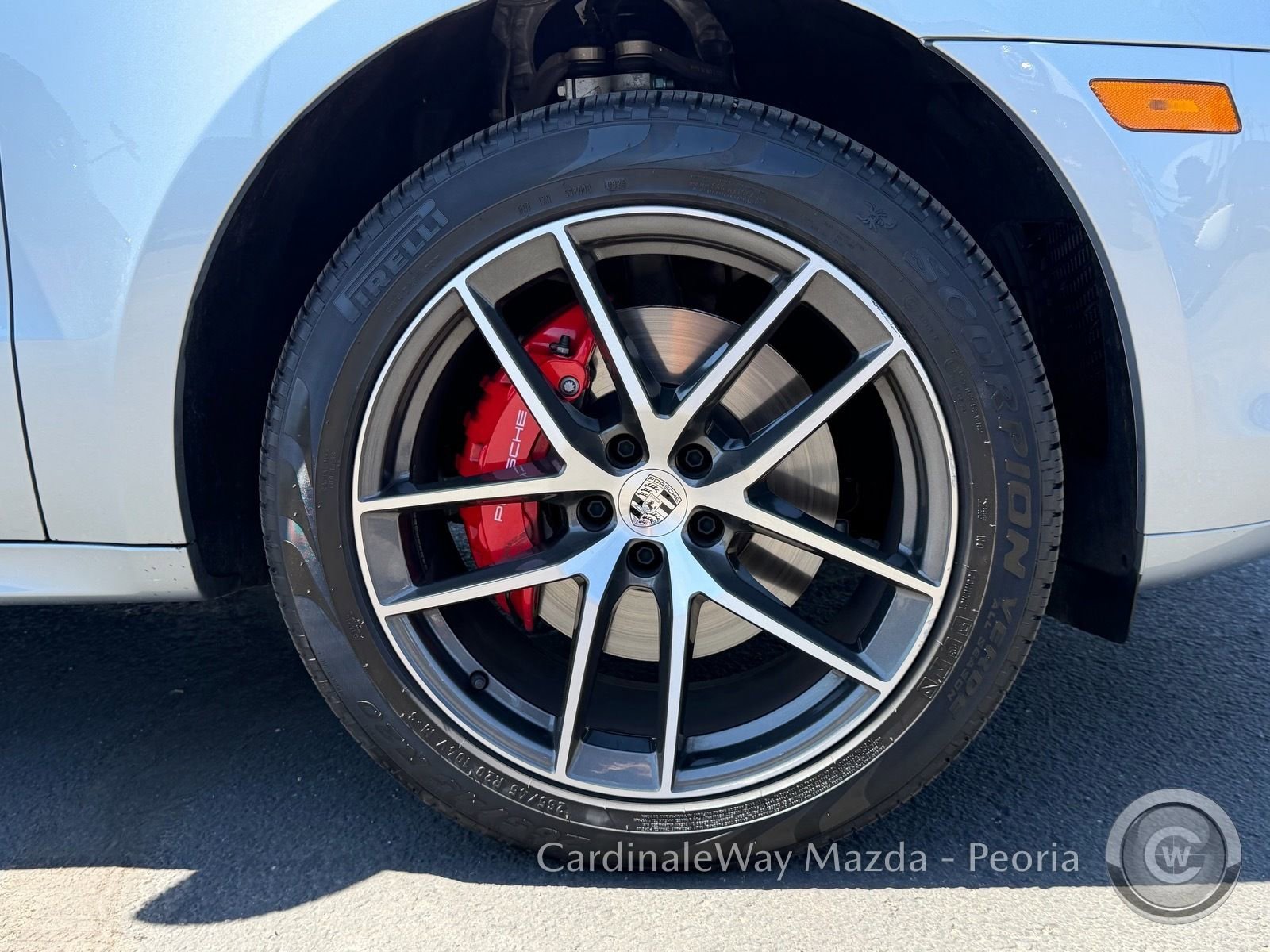 Used 2025 Porsche Macan S AWD/4WD image 12