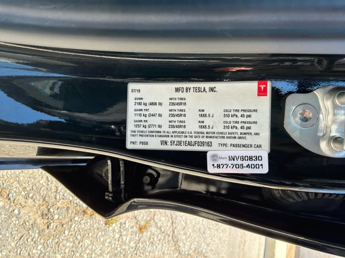 Used 2018 Tesla Model 3 Long Range RWD image 24