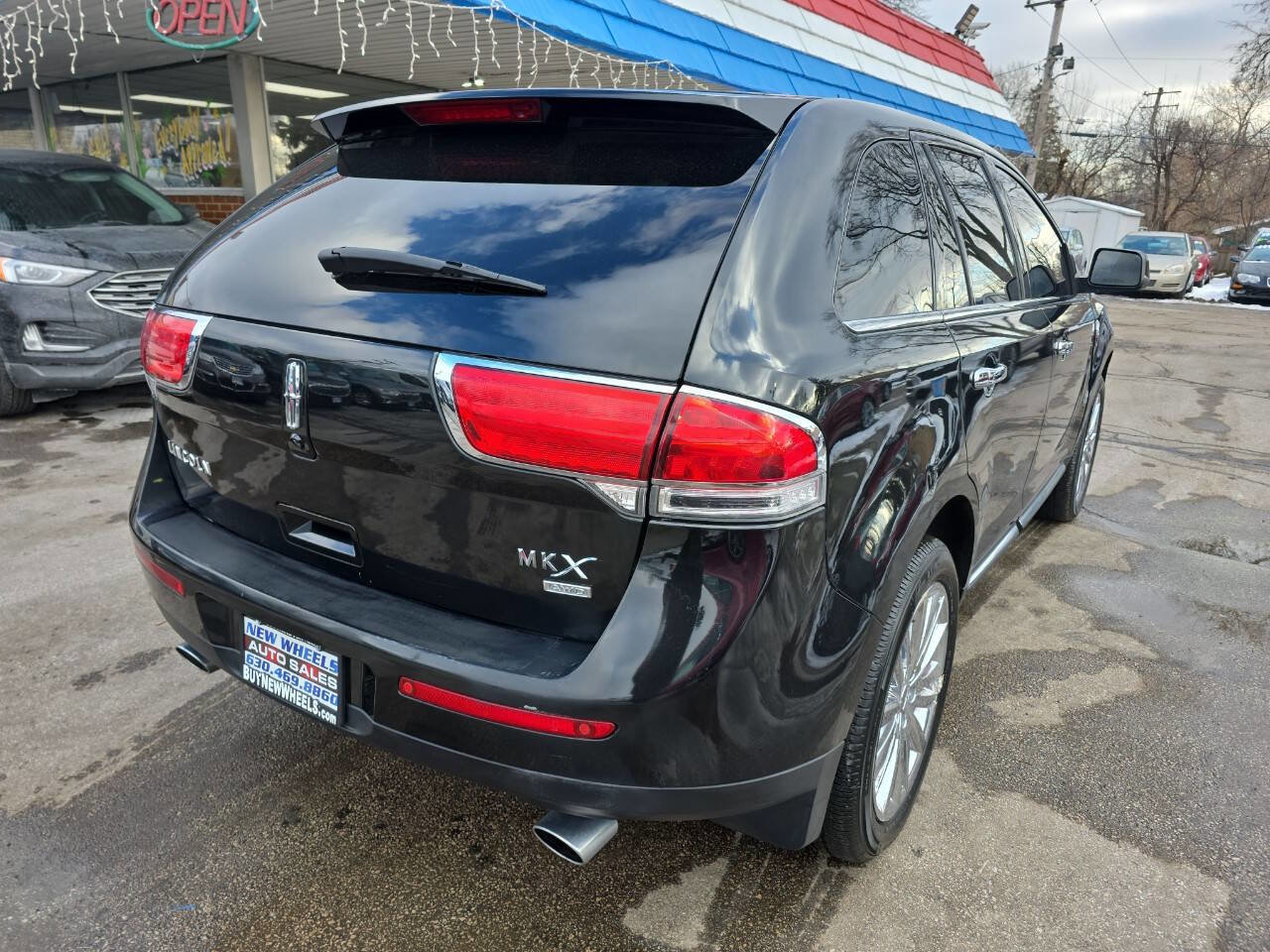 Used 2011 Lincoln MKX AWD w/ 102A Rapid Spec Order Code image 25