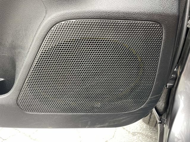 Used 2023 Toyota Tacoma SR5 w/ SR5 Appearance Package RWD image 24