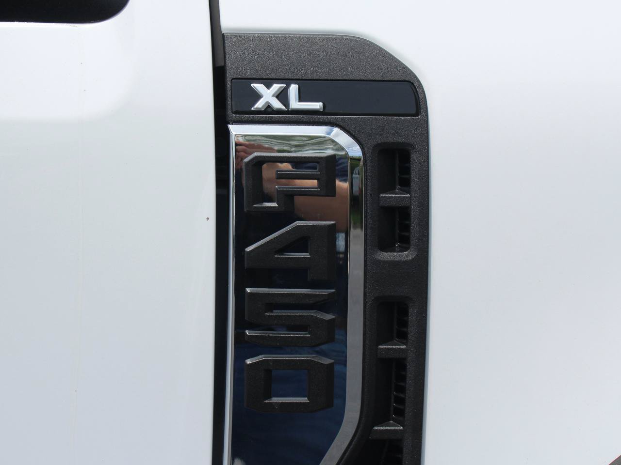 Used 2023 Ford F450 XL w/ Snow Plow Prep Package AWD/4WD image 38