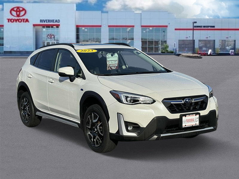 Used 2023 Subaru Crosstrek Hybrid w/ Moonroof Package w/Navigation AWD/4WD image 2