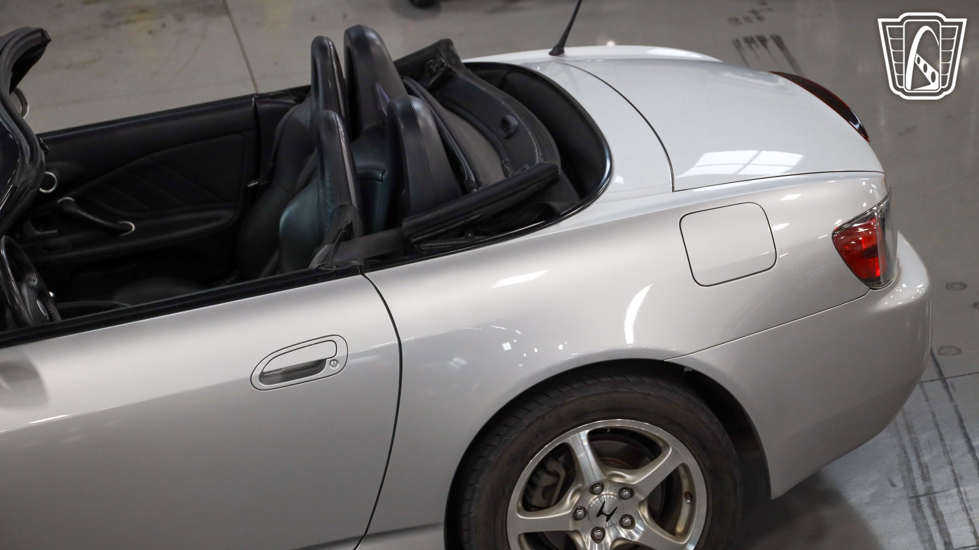 Used 2002 Honda S2000 image 13