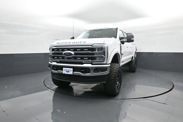 New 2026 Ford F250 Lariat w/ Lariat Ultimate Package image 3