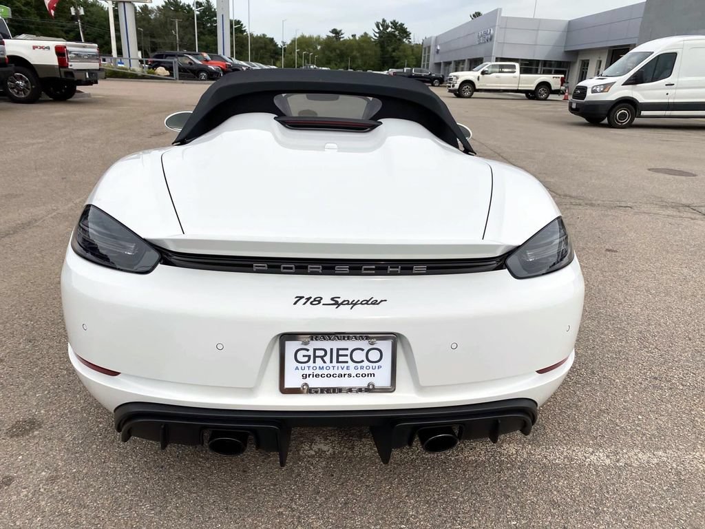 Used 2021 Porsche 718 Boxster Spyder RWD image 4