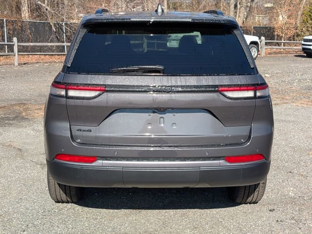 New 2026 Jeep Grand Cherokee Limited w/ Limited Altitude Package image 4