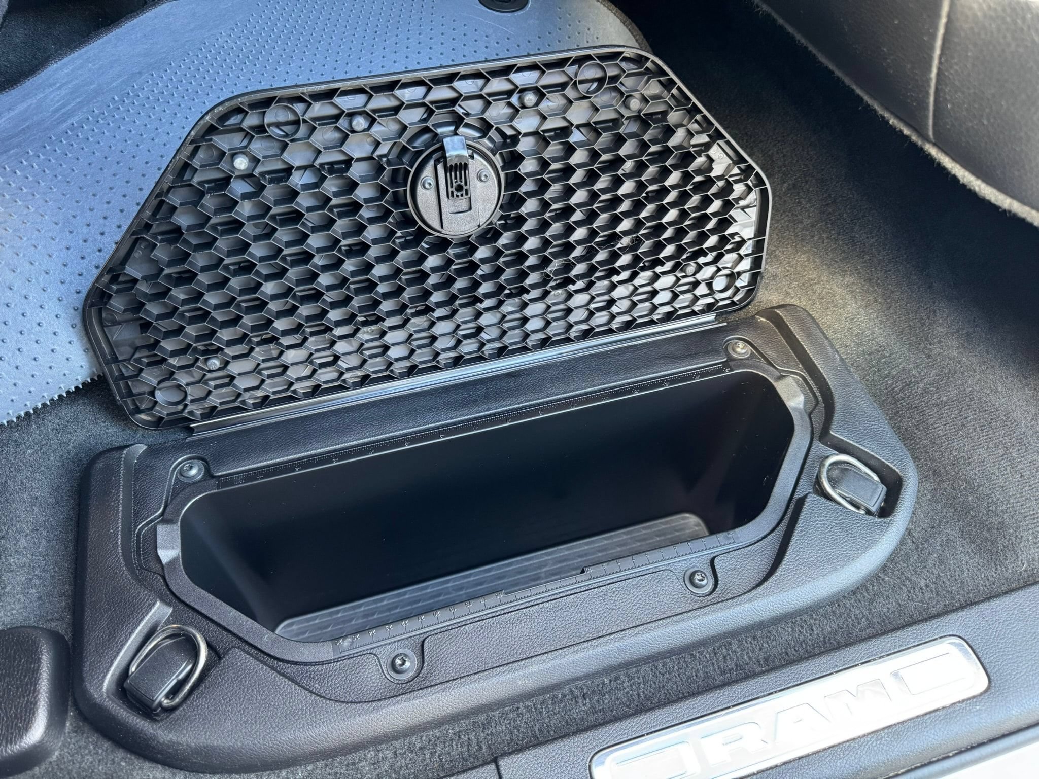 Used 2021 RAM 1500 Laramie w/ Off Road Group AWD/4WD image 35