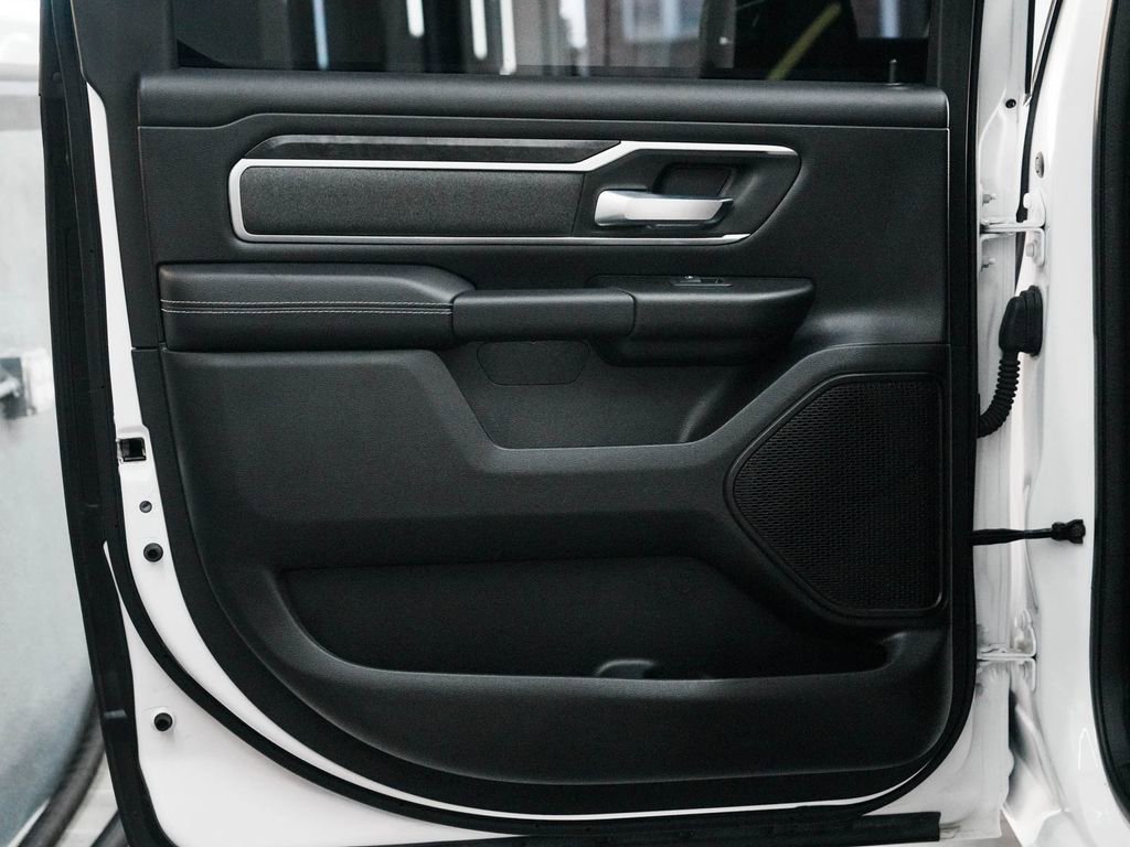 Used 2023 RAM 1500 Big Horn AWD/4WD image 14