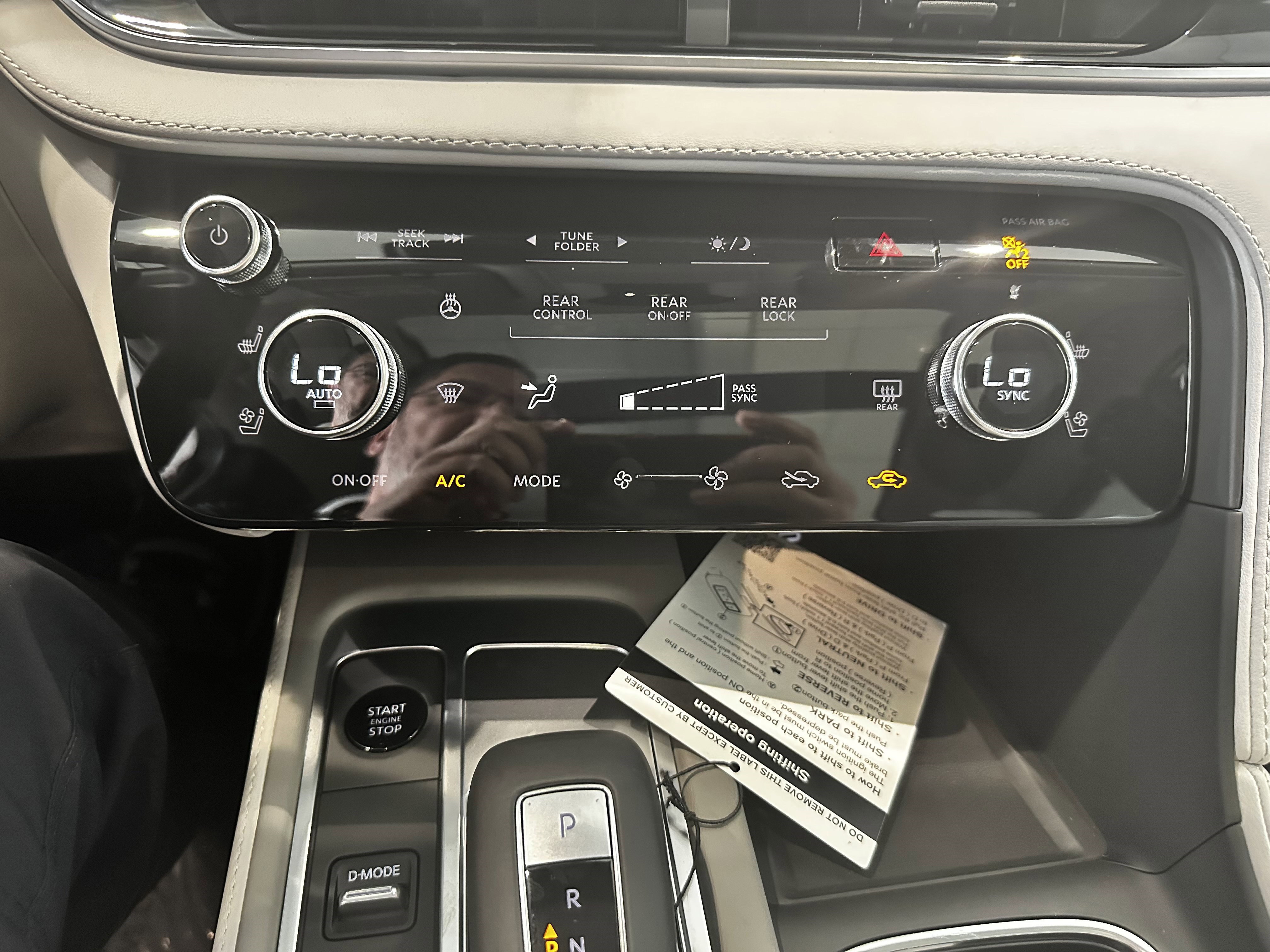 New 2026 INFINITI QX60 Luxe w/ Cargo Package image 15