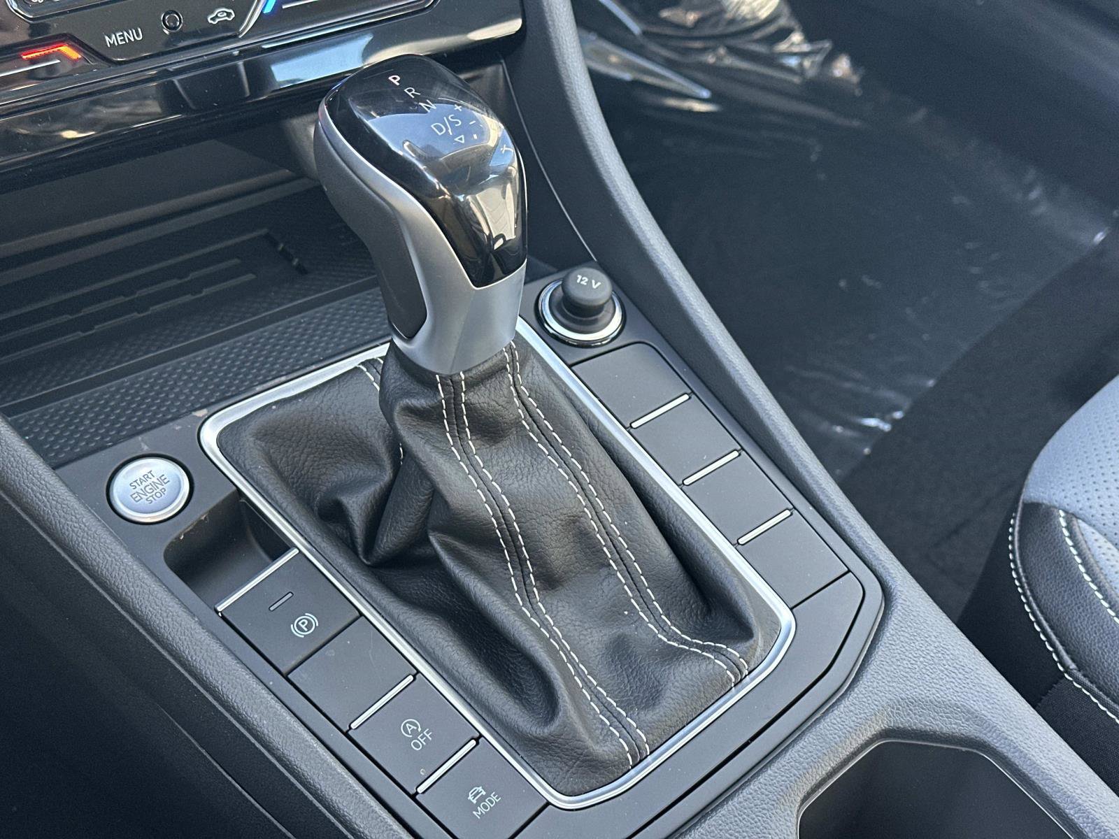 New 2026 Volkswagen Jetta SEL image 33